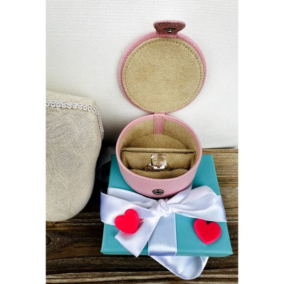 Tiffany & Co. Pink Leather Jewelry Box - Picture 8 of 8